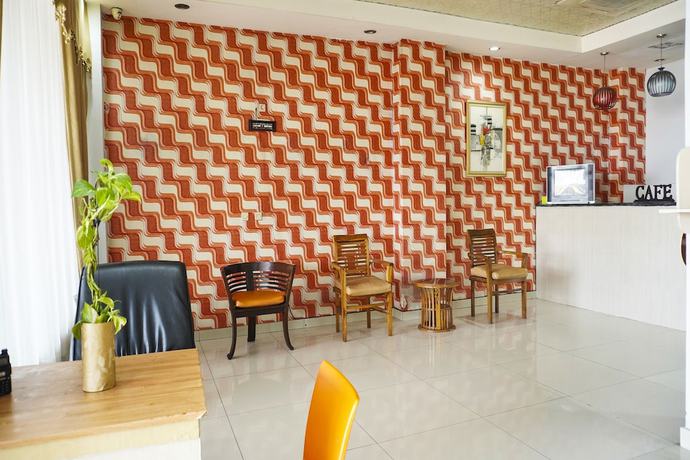 Imagen de los interiores del Hotel Super OYO 91188 Teratai Cikarang. Foto 16