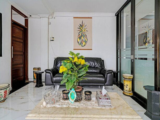Imagen general del Hotel Super OYO 92252 Wisma Rina Rini Cibiru Managed By Hss Group. Foto 14