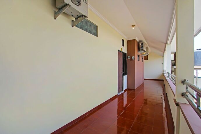 Imagen general del Hotel Super OYO 92437 Wahidin Guesthouse. Foto 5