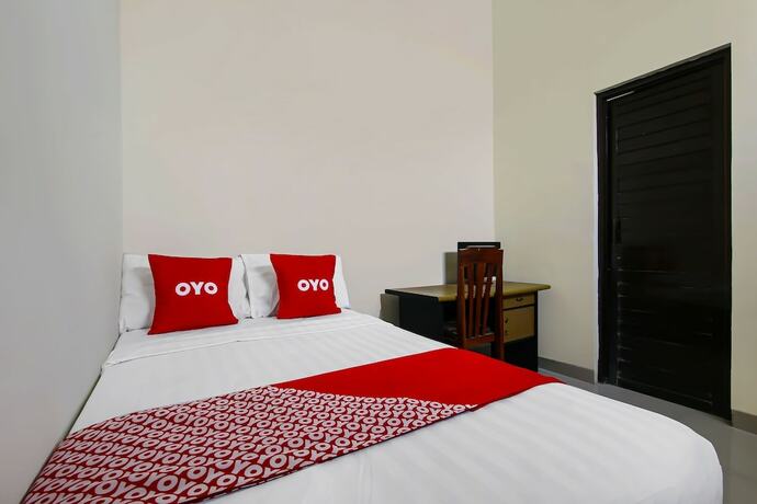 Imagen de la habitación del Hotel Super OYO 92437 Wahidin Guesthouse. Foto 17