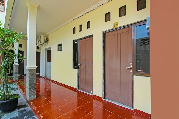 Imagen general del Hotel Super OYO 92437 Wahidin Guesthouse. Foto 8