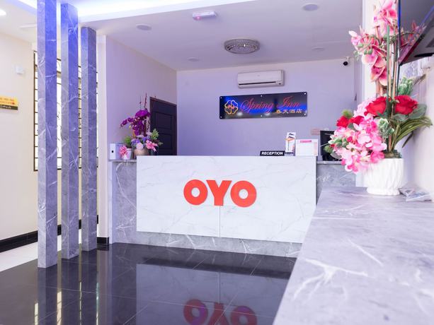 Imagen de los interiores del Hotel Super OYO Capital O 89366 Spring Inn Hotel. Foto 19