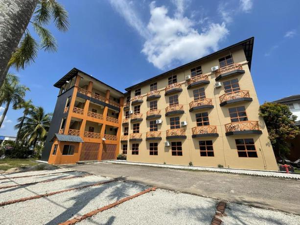 Imagen de los exteriores del Hotel Super OYO Capital O 90146 Alh Continental Resort. Foto 6