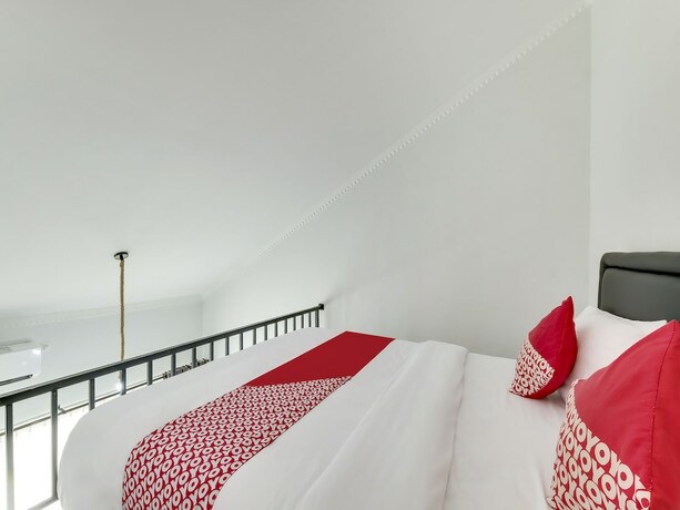 Imagen de la habitación del Hotel Super OYO Capital O 90983 Harmony Easy Stay. Foto 16