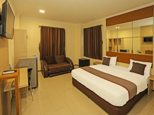 Imagen de la habitación del Hotel Super OYO Townhouse OAK Fiducia Serpong, Lengkong Karya. Foto 20