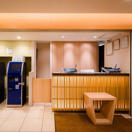 Imagen de los interiores del Hotel Super Osaka Tennoji. Foto 14