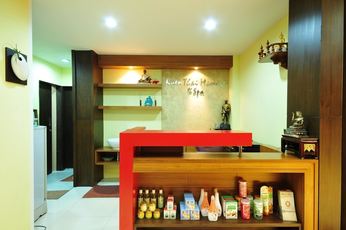 Imagen de los interiores del Hotel Super Oyo 75385 Win Long. Foto 8