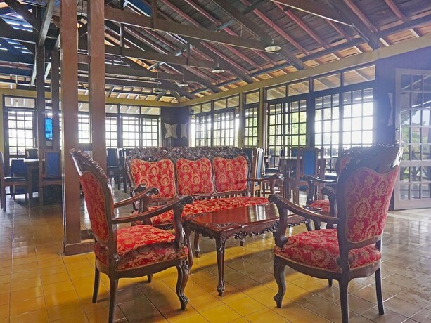 Imagen del bar/restaurante del Hotel Super Oyo 91244 Lembah Nyiur. Foto 13