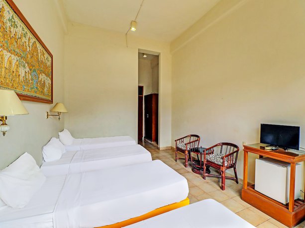 Imagen de la habitación del Hotel Super Oyo 91870 Warna Kedaton. Foto 14