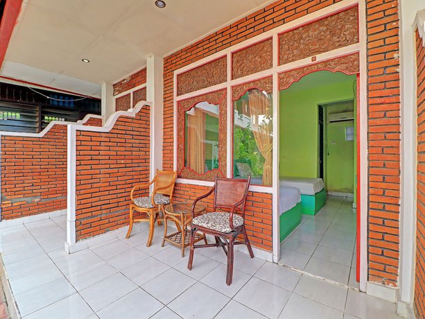 Imagen de la habitación del Hotel Super Oyo 91870 Warna Kedaton. Foto 17