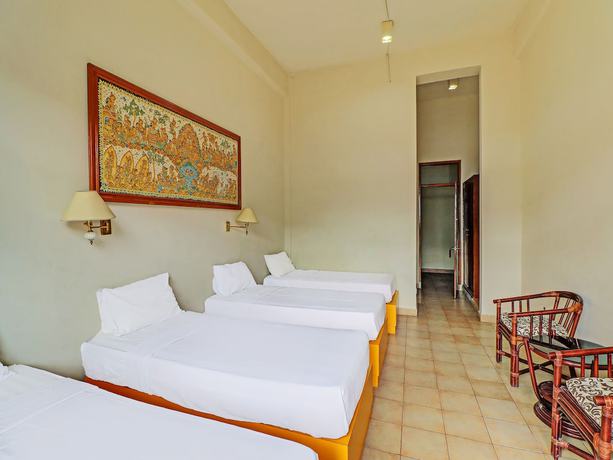 Imagen de la habitación del Hotel Super Oyo 91870 Warna Kedaton. Foto 18