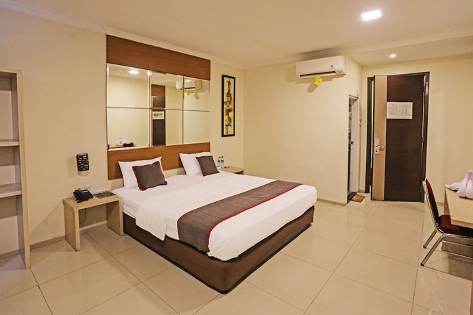 Imagen de la habitación del Hotel Super Oyo Townhouse Oak Fiducia Serpong, Kota Tangerang Selatan. Foto 7
