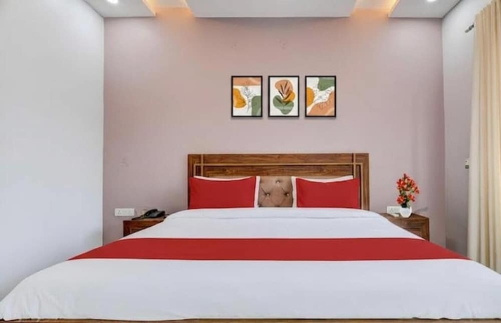Imagen de la habitación del Hotel Super Pari Chowk Formerly The Divine KRC. Foto 13