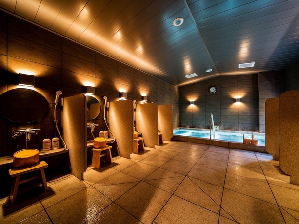 Imagen de la piscina del Hotel Super Premier Musashi Kosugi Ekimae. Foto 19