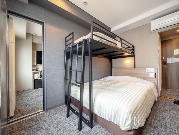 Imagen de la habitación del Hotel Super Premier Toyama Castle Park. Foto 6