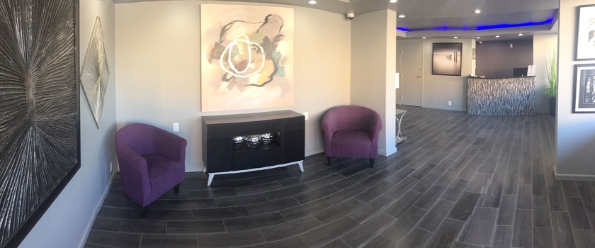 Imagen de los interiores del Hotel Super Stay Inn. Foto 5