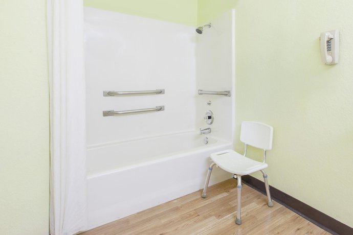 Imagen de la habitación del Hotel Super Stay Inn and Suites. Foto 6