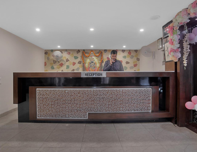 Imagen general del Hotel Super Townhouse Divya Palace. Foto 7
