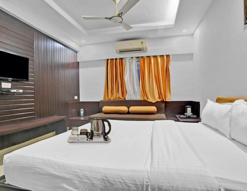 Imagen general del Hotel Super Townhouse Divya Palace. Foto 21