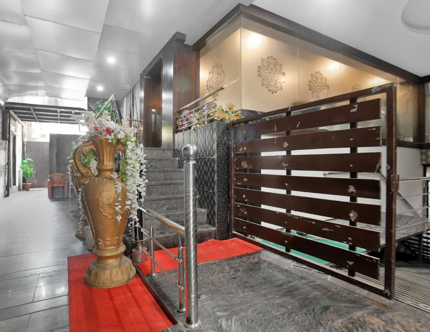 Imagen general del Hotel Super Townhouse Divya Palace. Foto 24
