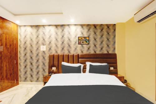 Imagen de la habitación del Hotel Super Townhouse OAK The Dev Regency. Foto 10