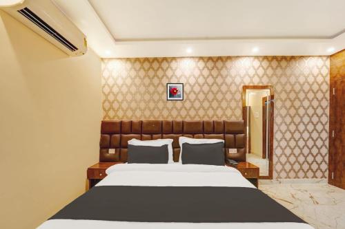 Imagen de la habitación del Hotel Super Townhouse OAK The Dev Regency. Foto 17