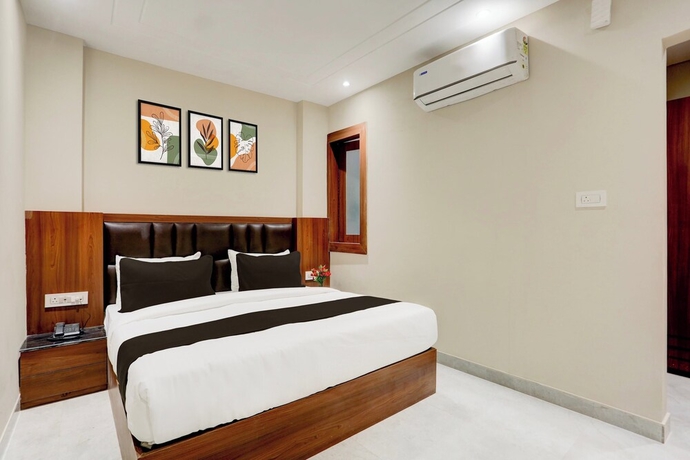 Imagen de la habitación del Hotel Super Townhouse Taj Nagri Phase 2. Foto 4