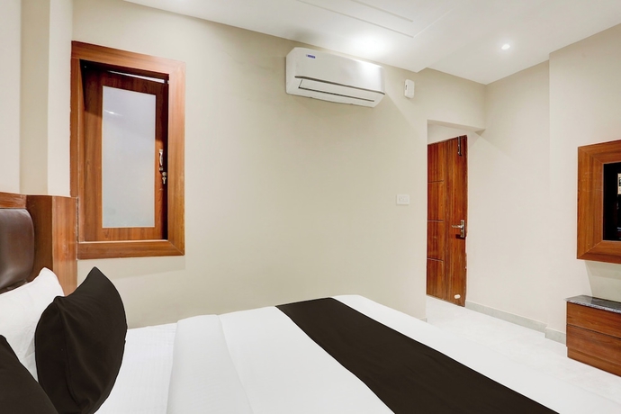 Imagen de la habitación del Hotel Super Townhouse Taj Nagri Phase 2. Foto 8