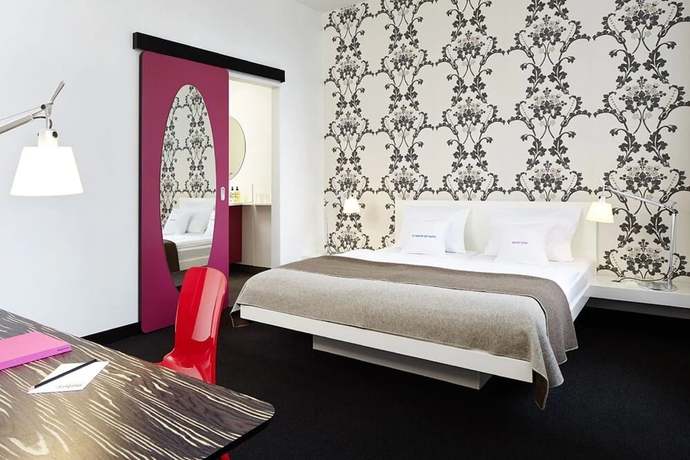 Imagen de la habitación del Hotel Superbude Altona Paradise. Foto 2