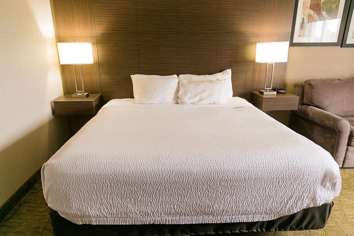 Imagen de la habitación del Hotel Superior Inn Hotel and Conference Centre Thunder Bay. Foto 14