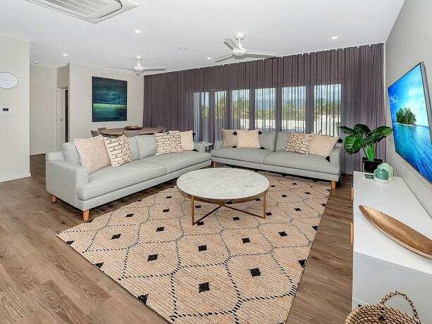 Imagen general del Hotel Superior Luxury Apartment In The City Life On Lake 19. Foto 8