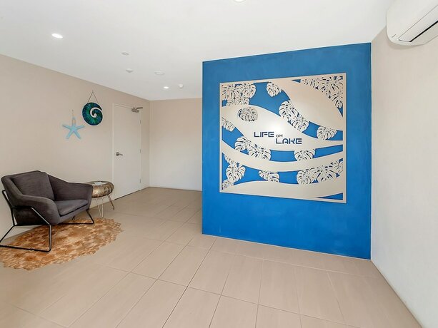 Imagen de los interiores del Hotel Superior Luxury Apartment In The City Life On Lake 19. Foto 30