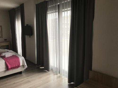 Imagen de la habitación del Hotel Superior One Boutique. Foto 10