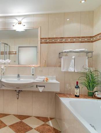 Imagen de la habitación del Hotel Superior Schneider. Foto 11