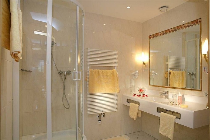Imagen de la habitación del Hotel Superior Sport Und Familienresort Alpenblick. Foto 2