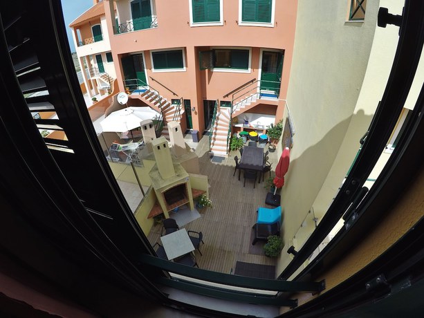Imagen de la habitación del Hotel Supertubos Beach Hostel. Foto 8