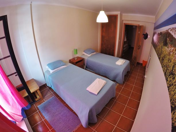Imagen de la habitación del Hotel Supertubos Beach Hostel. Foto 13