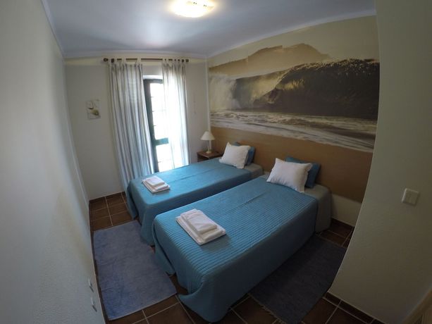 Imagen de la habitación del Hotel Supertubos Beach Hostel. Foto 14