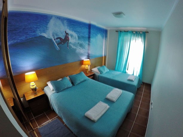 Imagen de la habitación del Hotel Supertubos Beach Hostel. Foto 16