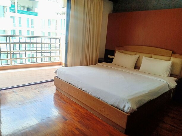 Imagen de la habitación del Hotel Supha Maison. Foto 30