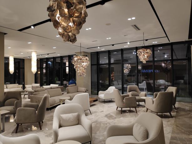 Imagen de los interiores del Hotel Supreme Hotel and Spa. Foto 12