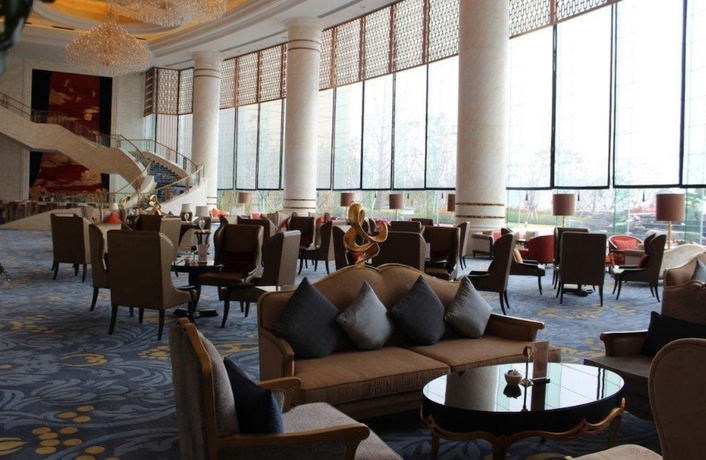 Imagen de los interiores del Hotel Suqian Hengli International. Foto 19
