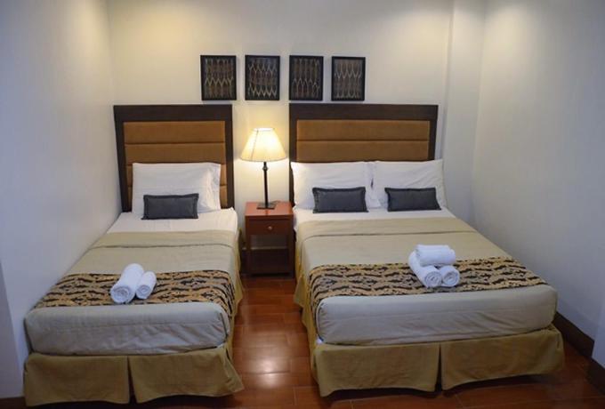 Imagen de la habitación del Hotel Sur Beach Resort. Foto 16