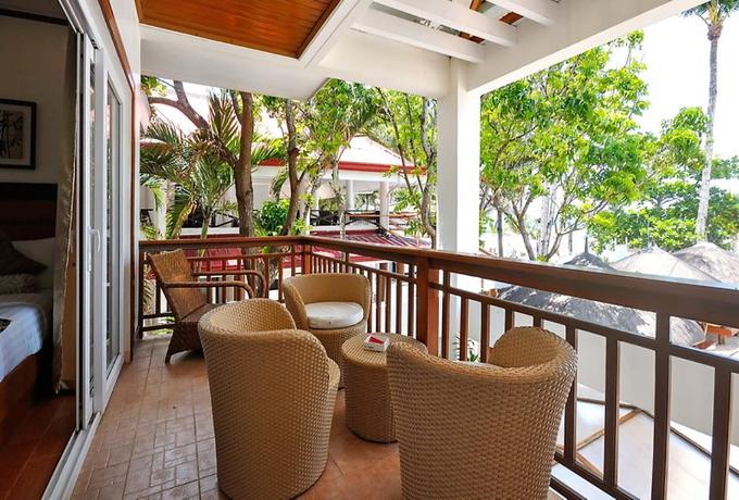 Imagen de la habitación del Hotel Sur Beach Resort. Foto 17