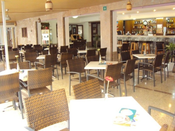 Imagen general del Hotel Sur. Foto 4