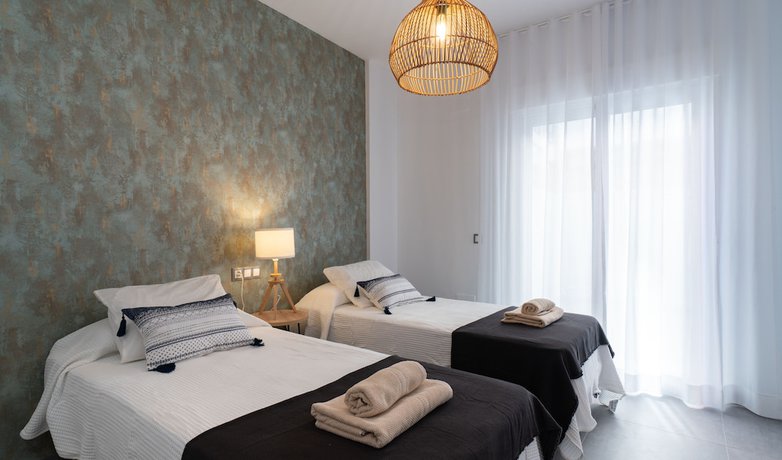 Imagen de la habitación del Hotel Sur Suites La Dorada. Foto 13