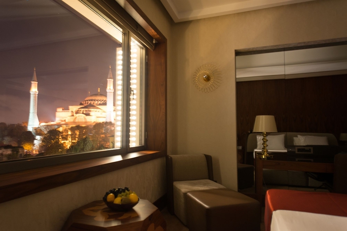 Imagen de la habitación del Hotel Sura Luxury Million and Spa. Foto 12