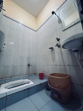 Imagen de la habitación del Hotel Suraj Guest House. Foto 14