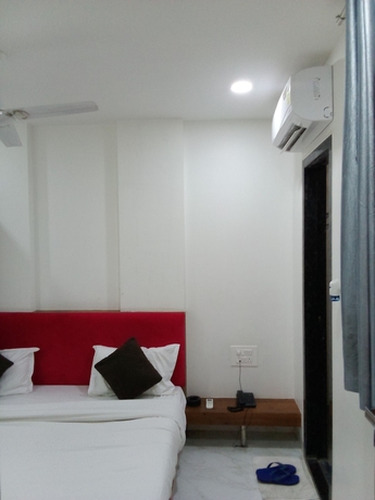 Imagen de la habitación del Hotel Suraj, Indore. Foto 3