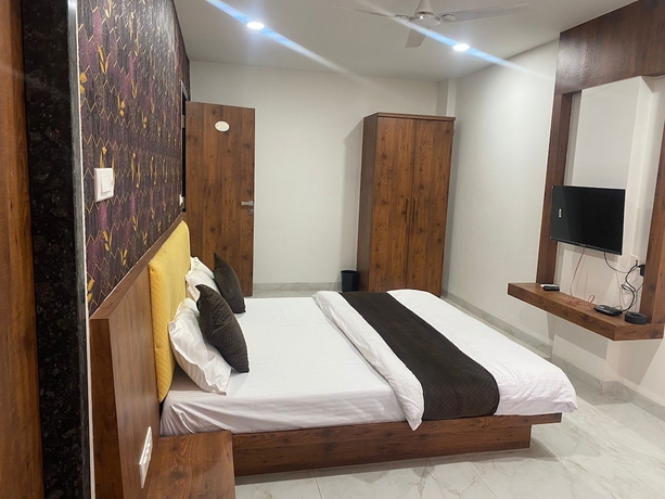 Imagen de la habitación del Hotel Suraj, Indore. Foto 7